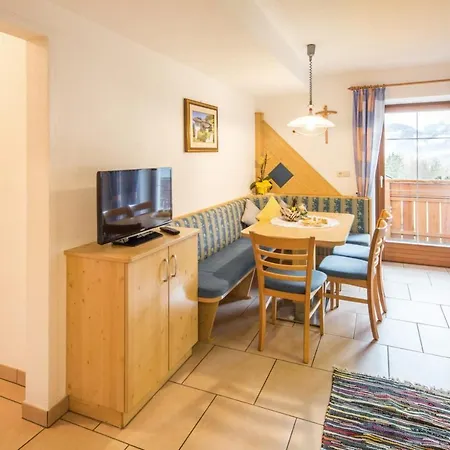 Apartment Voppichlhof App Enzian San Giacomo (Bolzano)